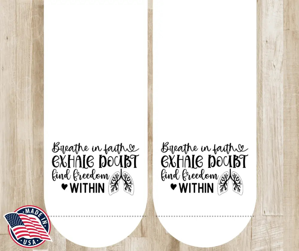 Breathe In Faith – Multi Socks