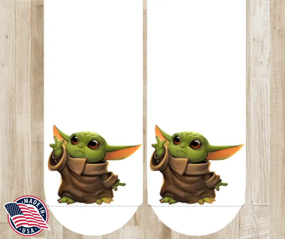 Baby Yoda - Multi Socks