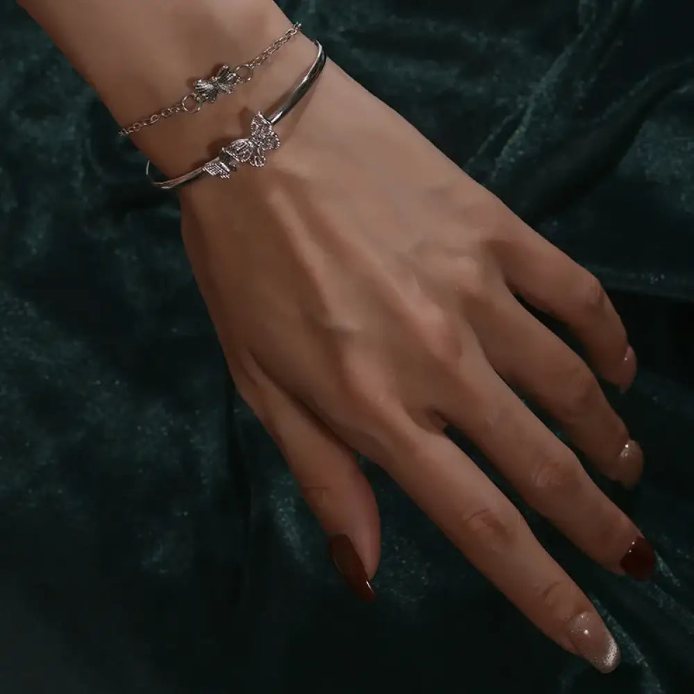 Floating By – Silver Bracelet