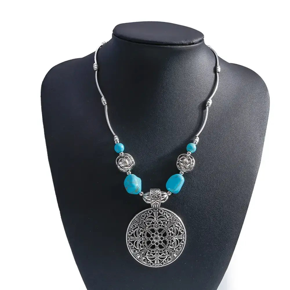 Rocking Out – Blue Necklace