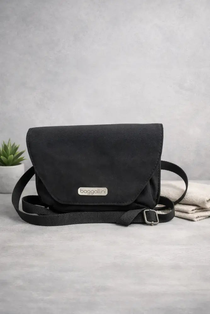 Baggallini – Black - Crossbody Bags