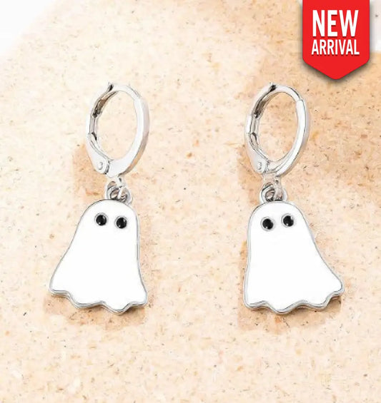 Boo – White Earrings