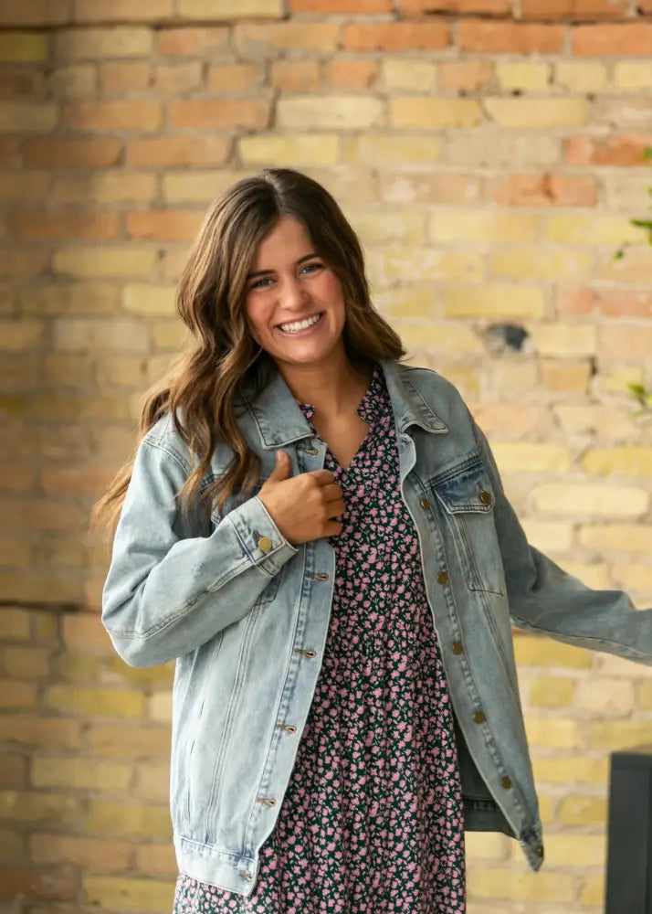 Brinx Light Wash Oversized Denim Jacket - IC Layering Essentials