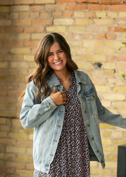 Brinx Light Wash Oversized Denim Jacket - IC Layering Essentials