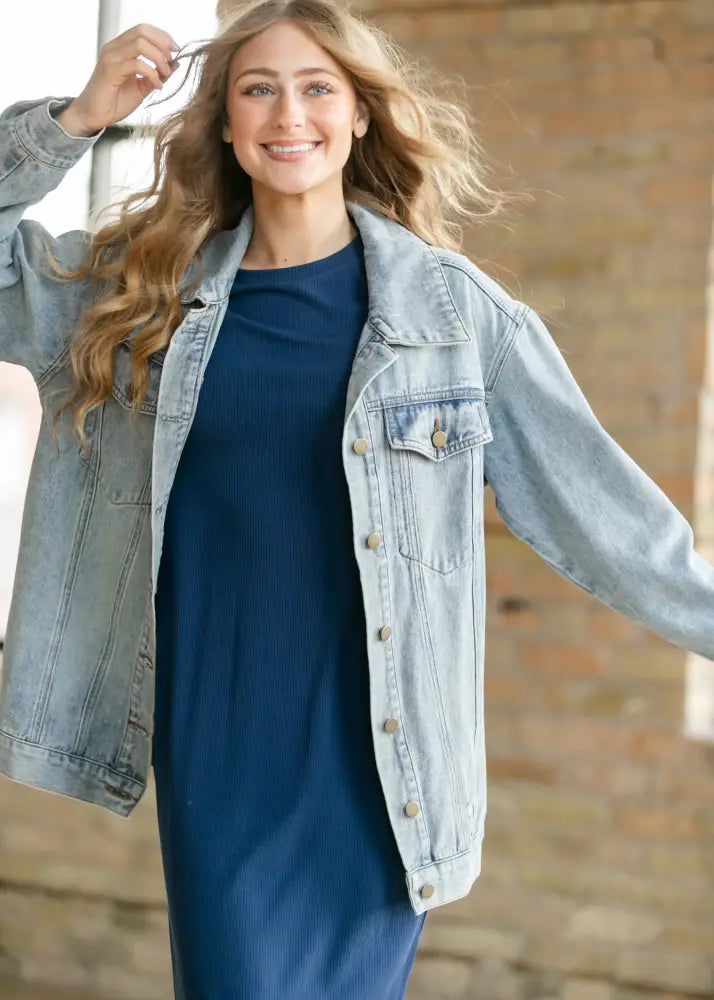Brinx Light Wash Oversized Denim Jacket - IC Layering Essentials