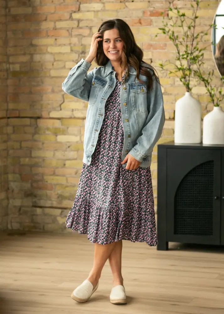 Brinx Light Wash Oversized Denim Jacket - IC Layering Essentials
