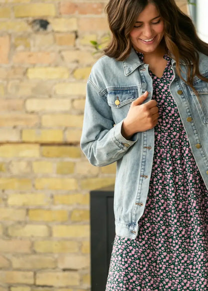 Brinx Light Wash Oversized Denim Jacket - IC Layering Essentials