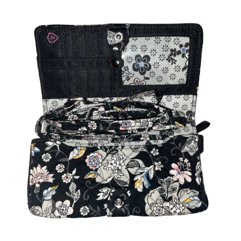 Carrying Style – Multi Purse/Bag