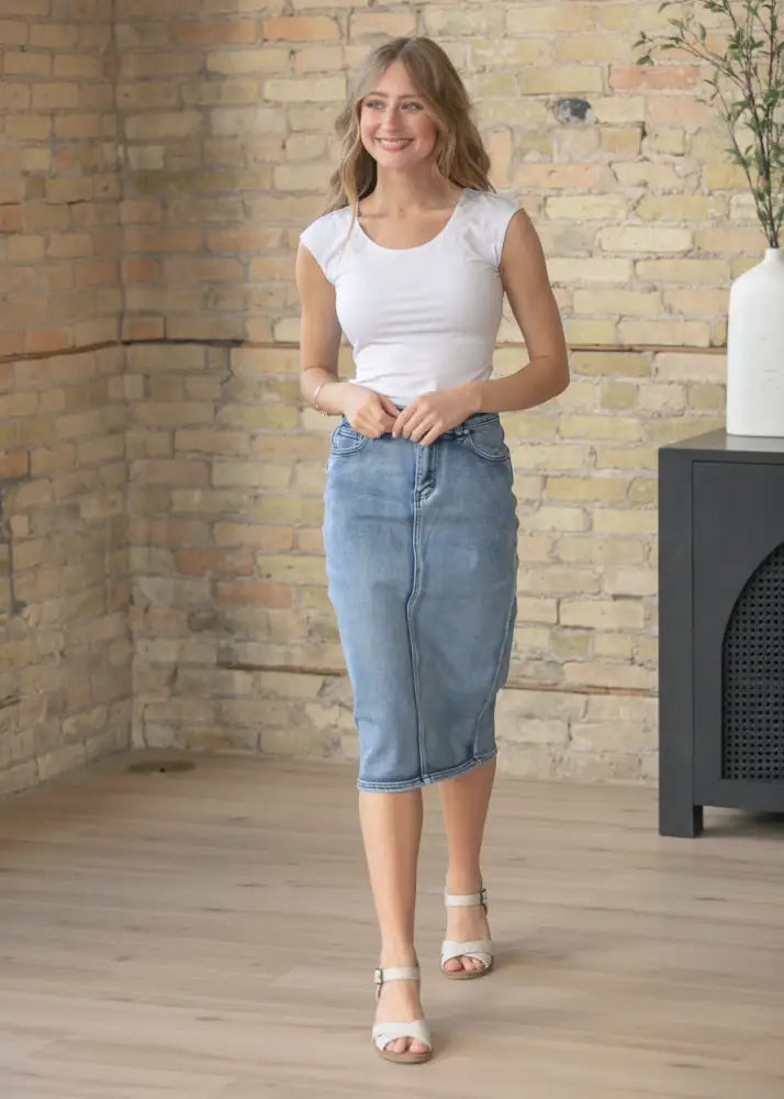 Classic White Cap Sleeve Tank - IC Layering Essentials