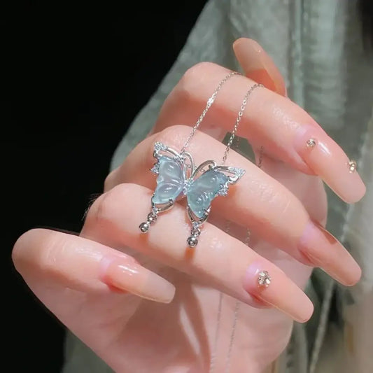 Cocoon – Silver Necklace