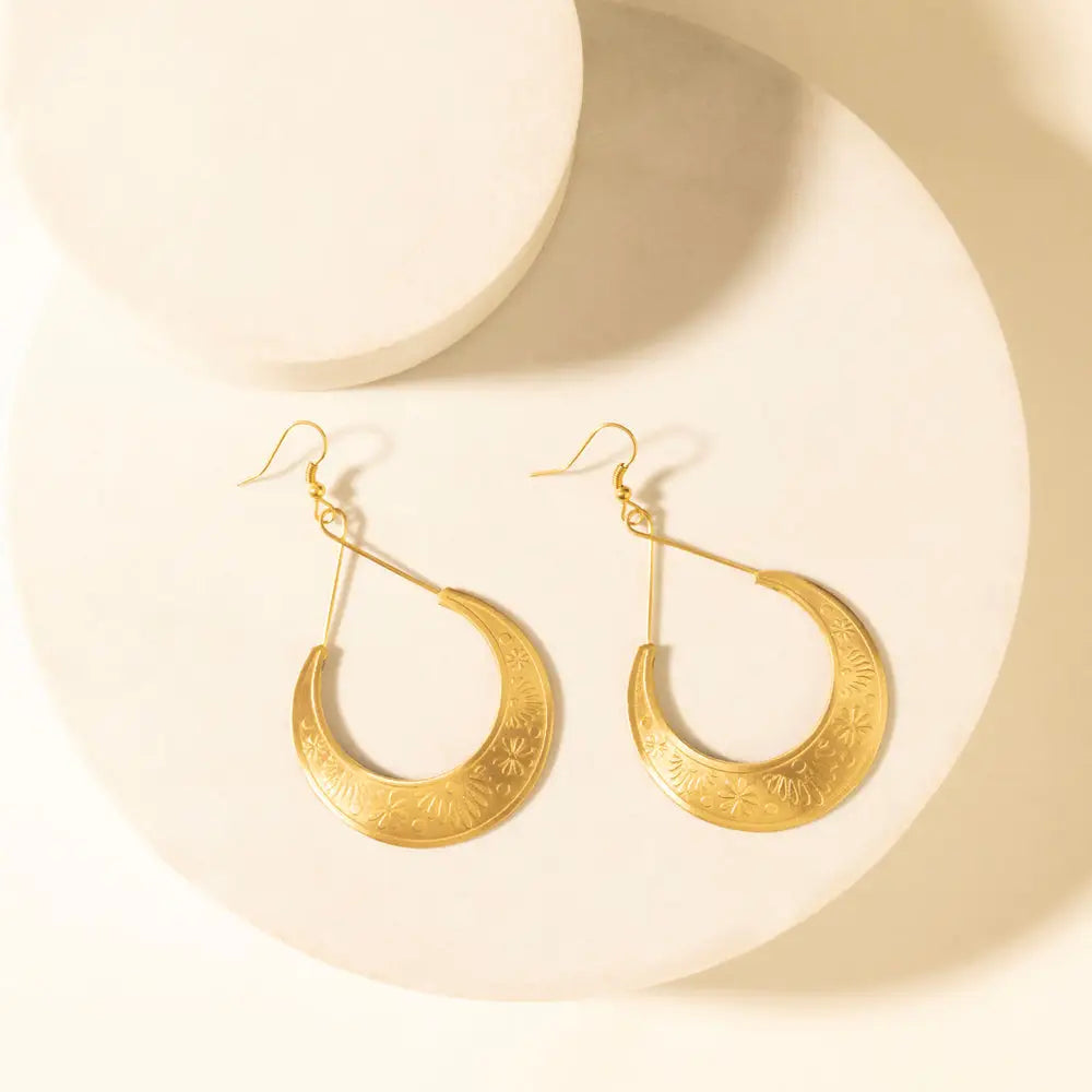 Myra Crescent Earrings in Amber - Amber - JEWELLRY