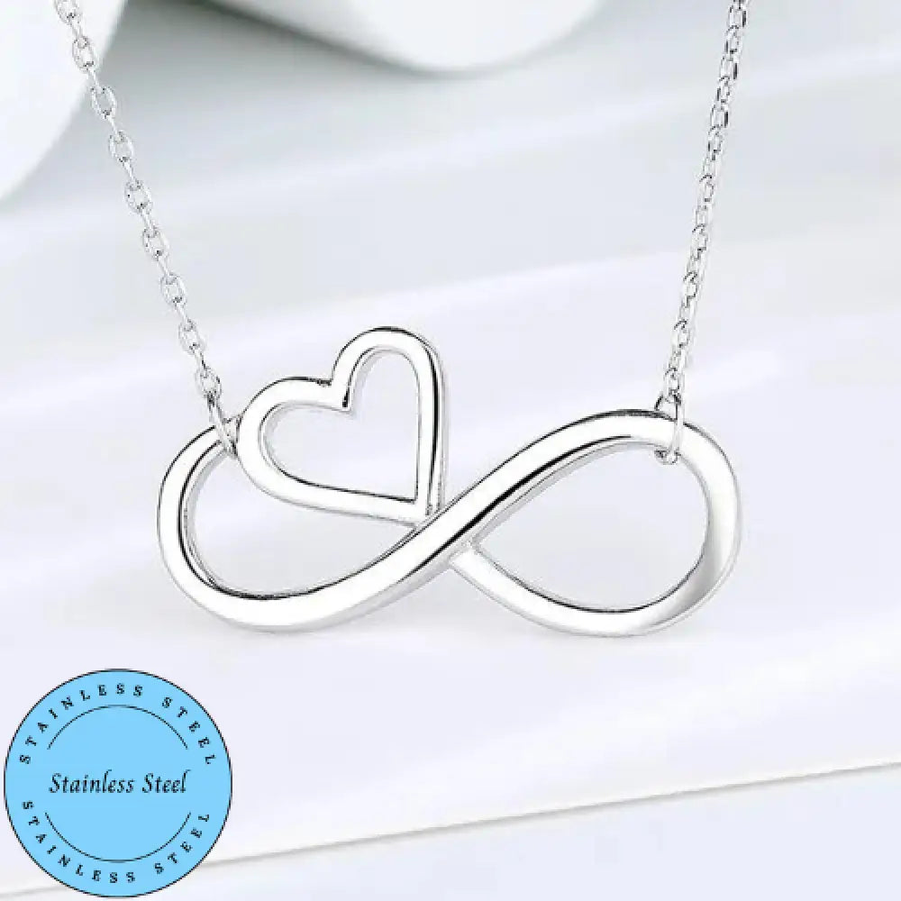 Cross My Heart – Silver Necklace
