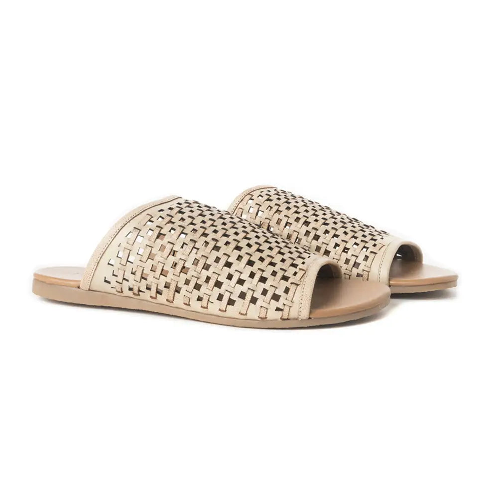 Dawnlace Desert Curve Sandals in Beige - Shoes