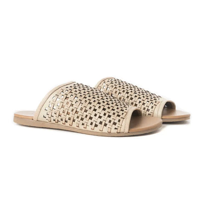 Dawnlace Desert Curve Sandals in Beige - Shoes
