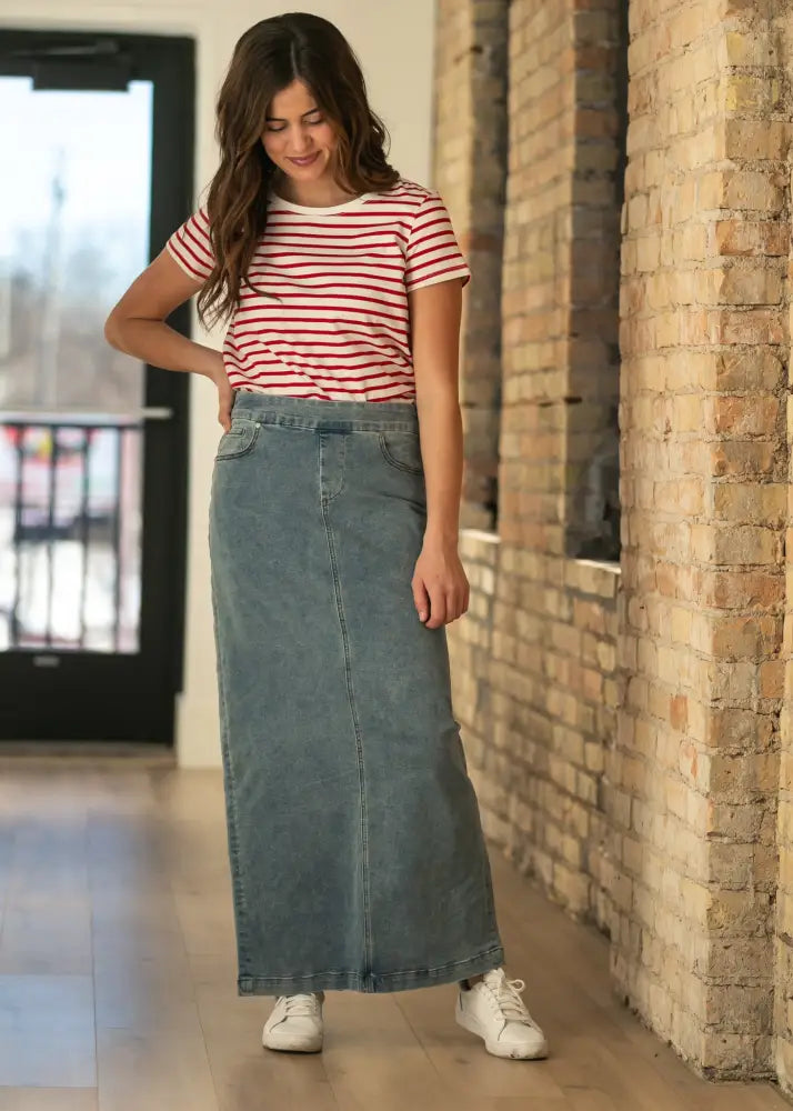 Donna Classic Wash Maxi Denim Skirt - IC Skirts