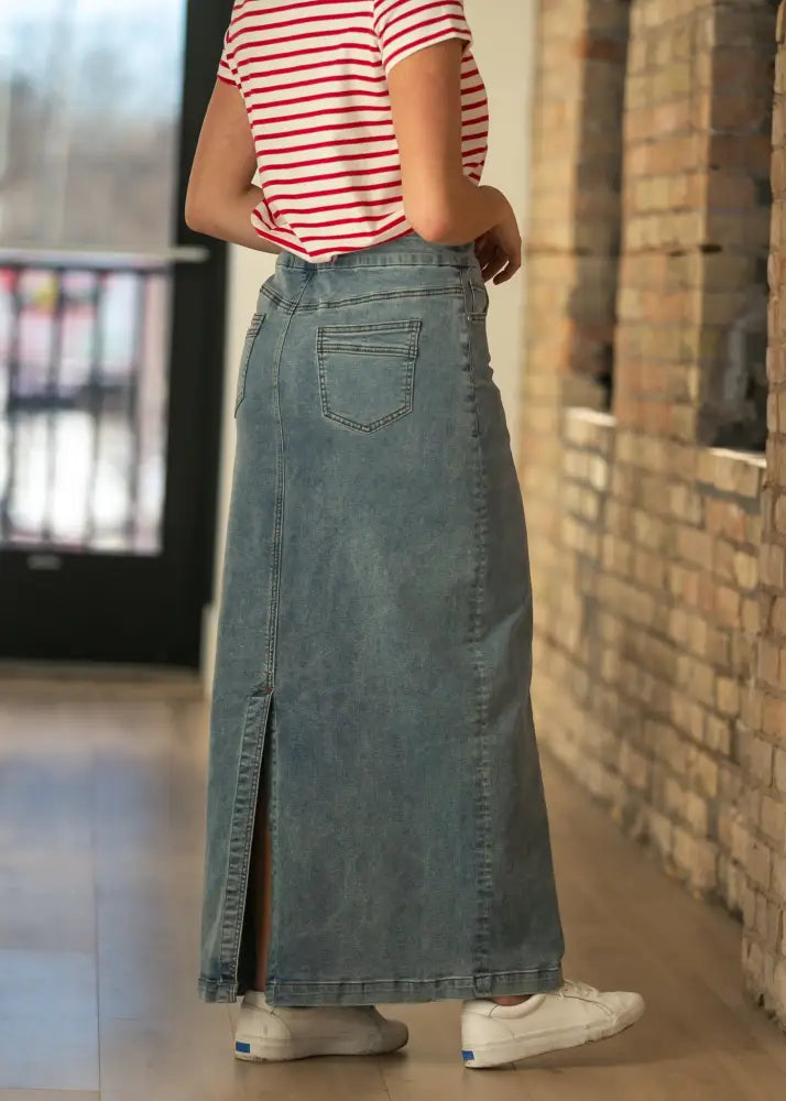 Donna Classic Wash Maxi Denim Skirt - IC Skirts