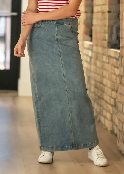 Donna Classic Wash Maxi Denim Skirt - IC Skirts