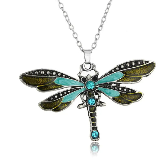 Dragonfly Love – Green Necklace