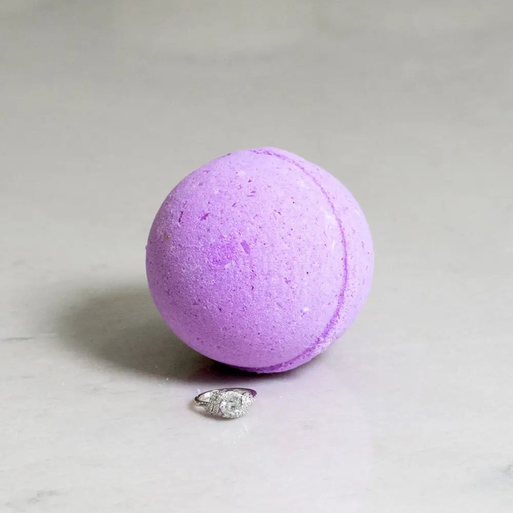Early Morning Lilac 10oz Mystery Jewelry Bath Bomb - Bath Bomb