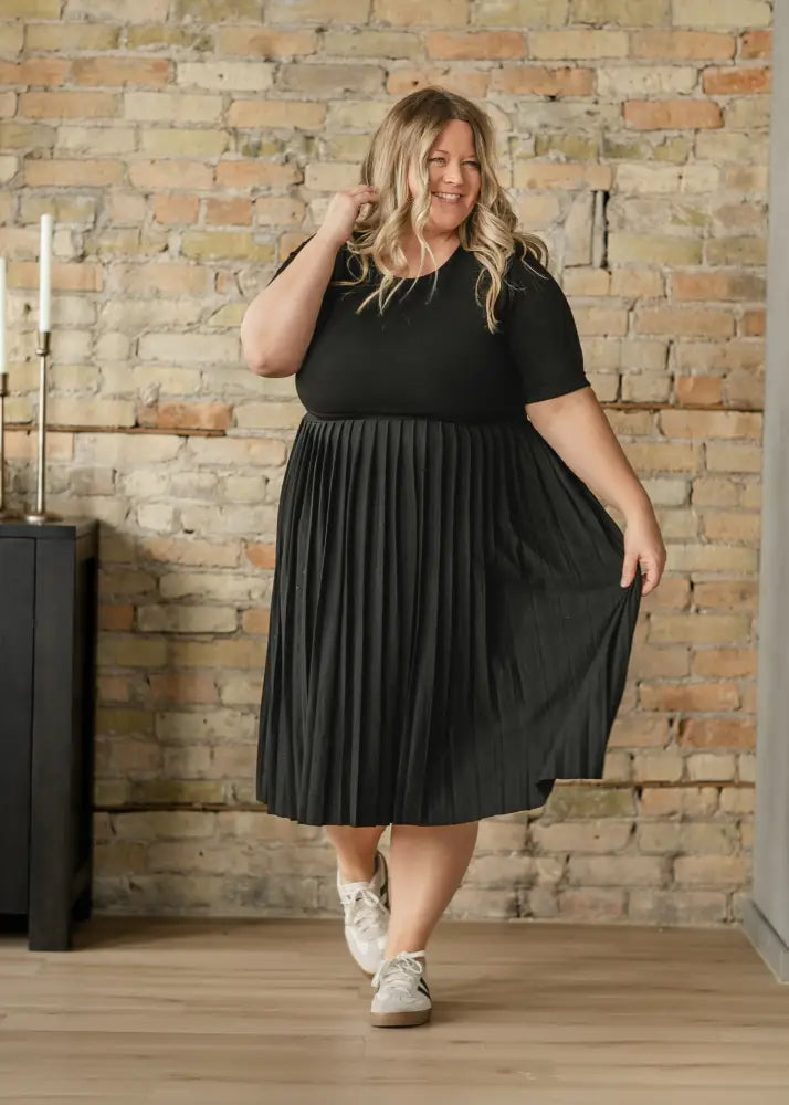 Emersyn Black Pleated Midi Dress - FINAL SALE - IC Dresses