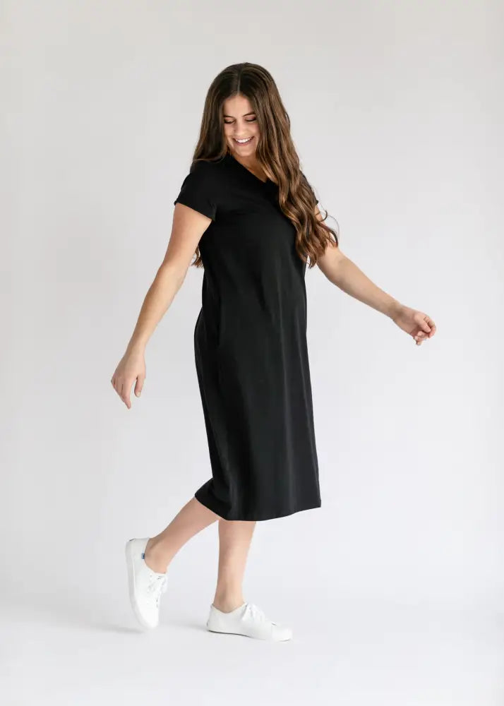 Finley V-neck T-shirt Dress IC Dresses
