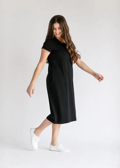 Finley V-neck T-shirt Dress IC Dresses