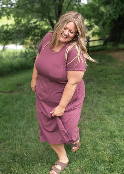 Finley V-neck T-shirt Dress Mulberry / 1XL IC Dresses