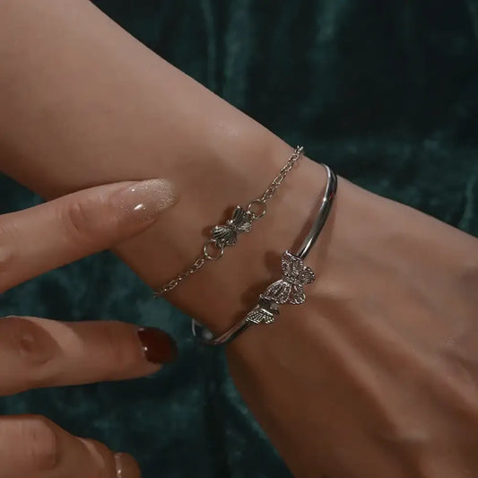 Floating By – Silver Bracelet