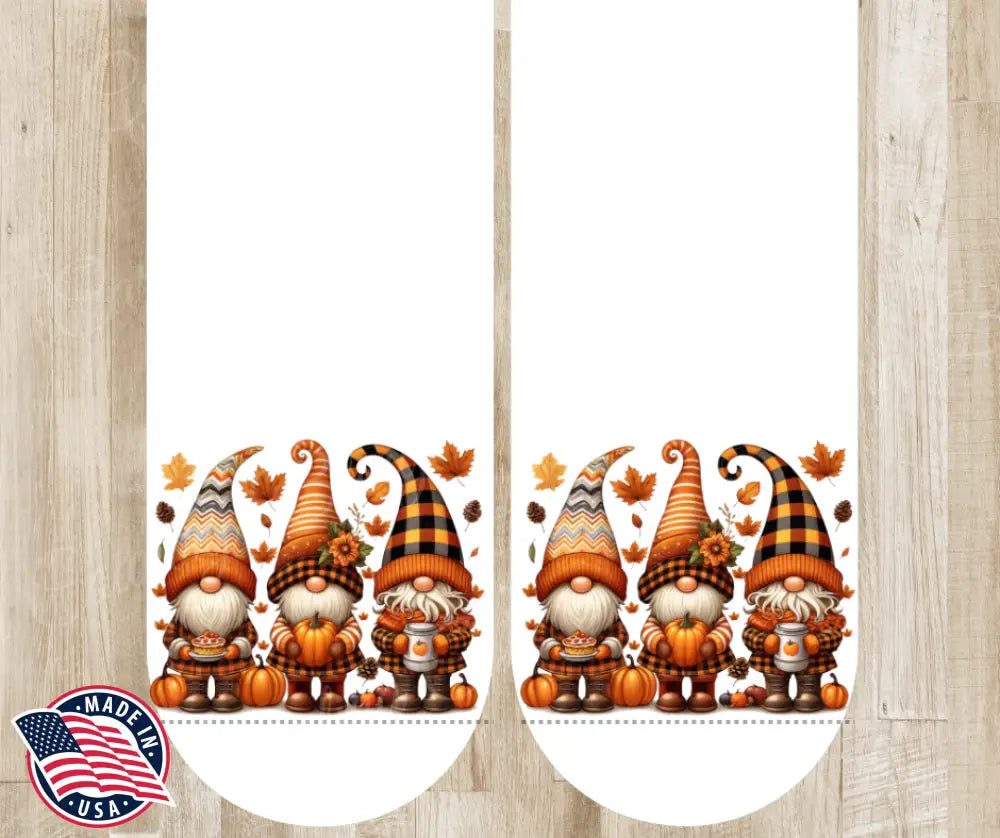 Gnome Giving – White Socks