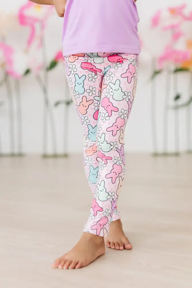 Hangin with My Peeps Leggings - Leggings