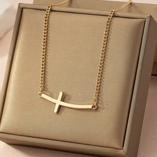Keeping Love Close – Gold Necklace