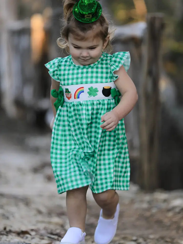 St. Patrick’s Day Girls Shamrock Smocking Embroidery Dress Dress