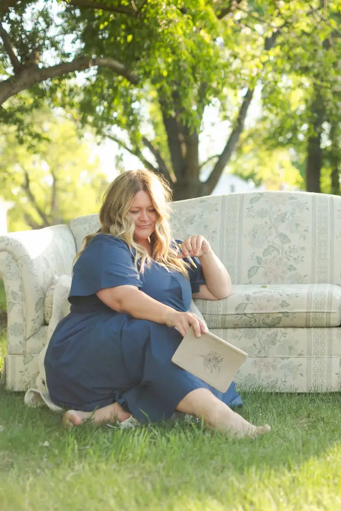 Montie Flutter Sleeve Maxi Dress IC Dresses