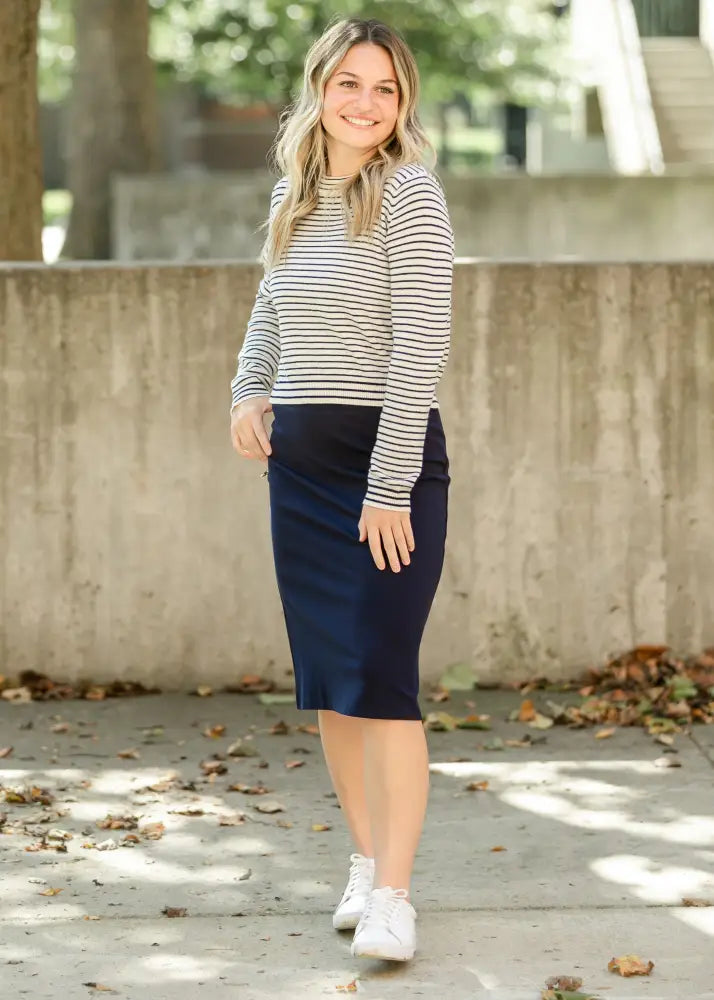 Quinn Navy Knit Midi Skirt - XS - IC Skirts