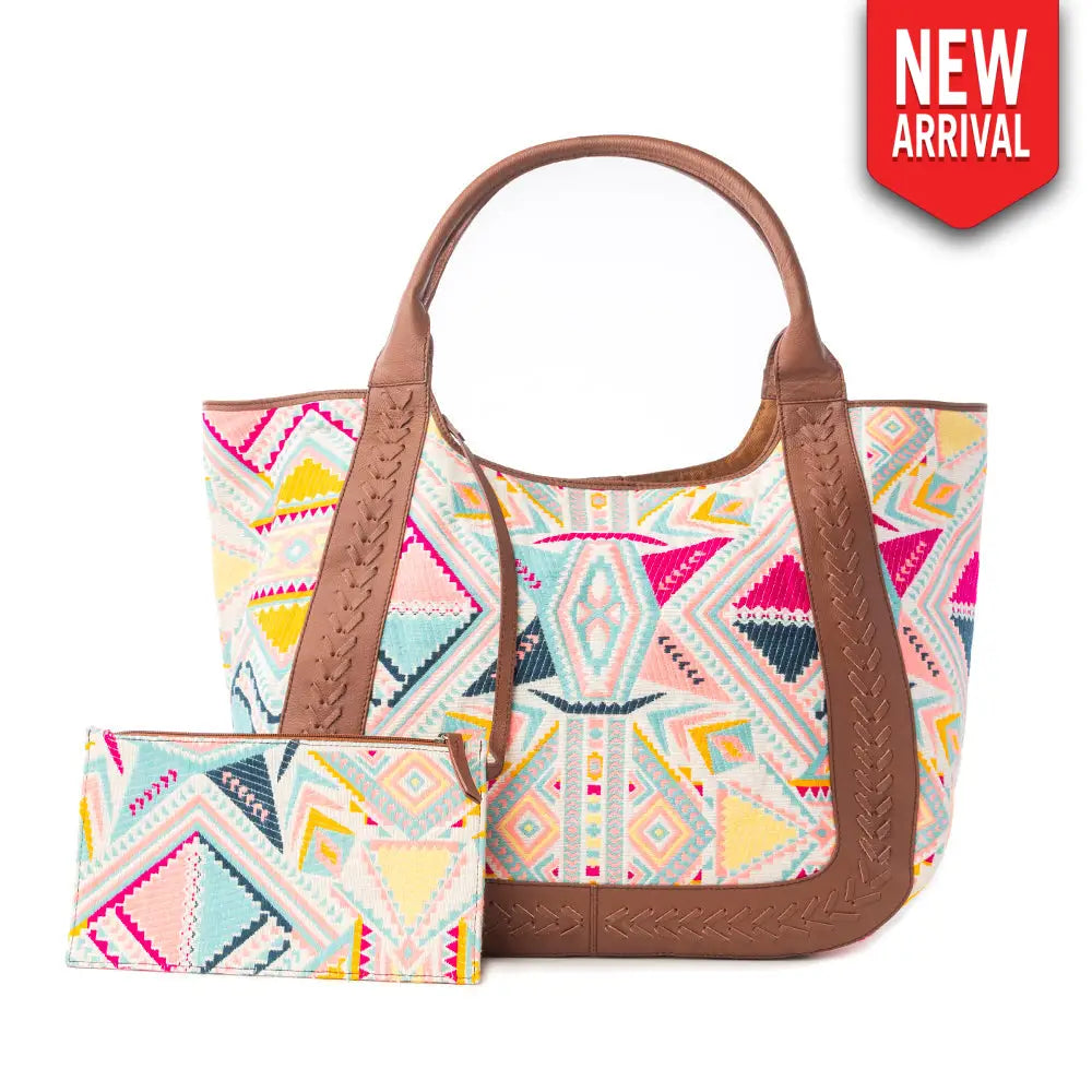 Myra Sedona Horizon Jacquard Tote Bag in Sunset Coral - Sunset Coral - Bags