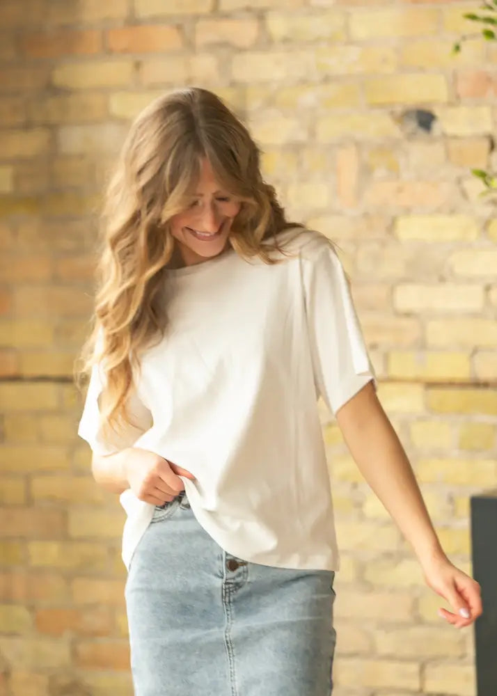 Short Sleeve Essential Relaxed T-shirt - IC Tops