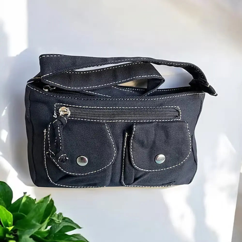 Stylish and Cute – Black Purse/Bag