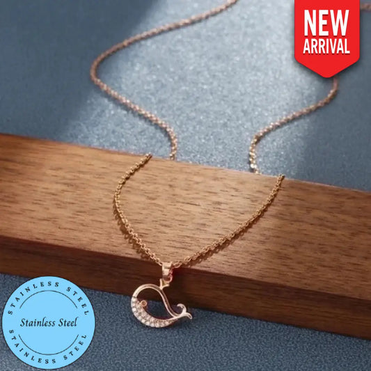 Whale of Grace – Rose Gold Necklace
