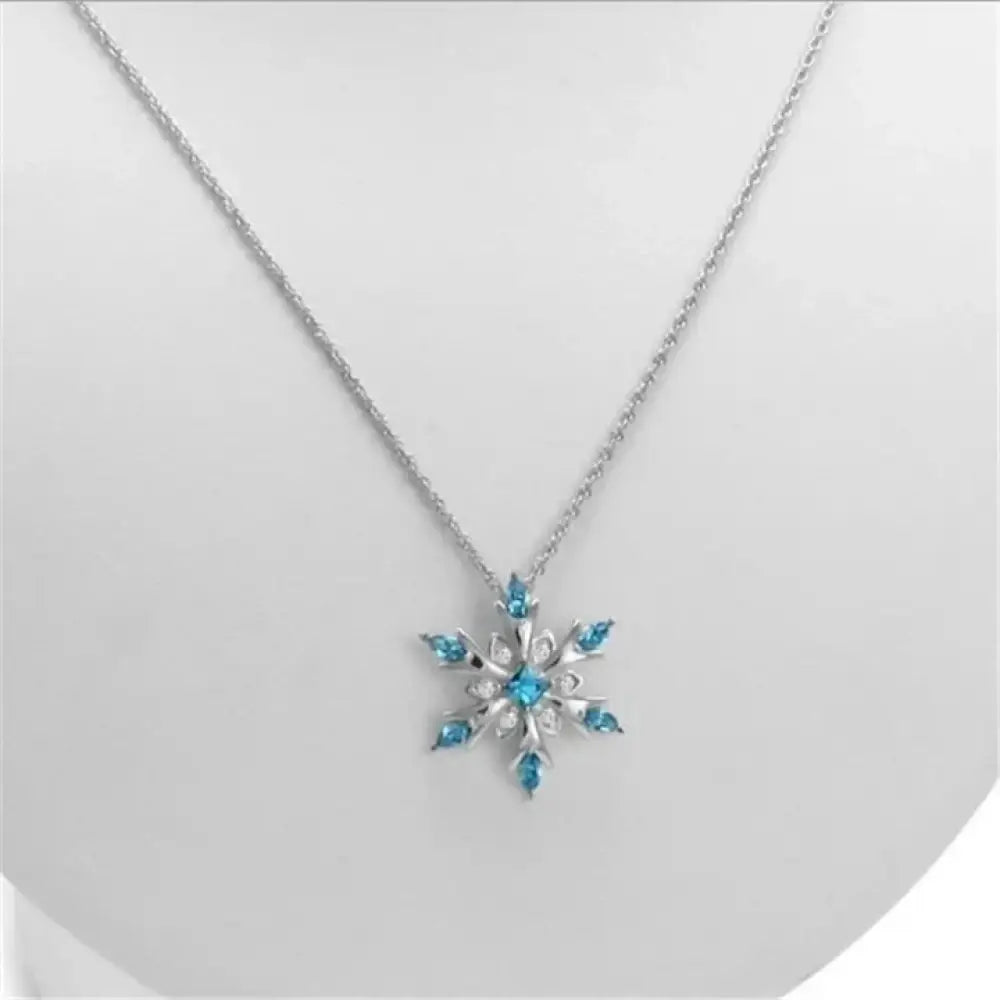 Winter Kisses – Blue Necklace