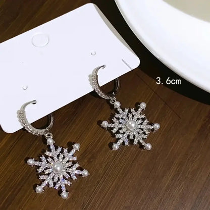 Winter Sparkle – White Earrings