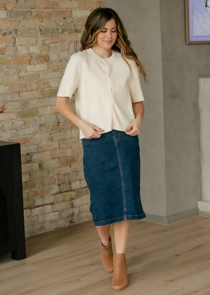 Zadie Ivory Short Sleeve Button Cardigan - IC Layering Essentials